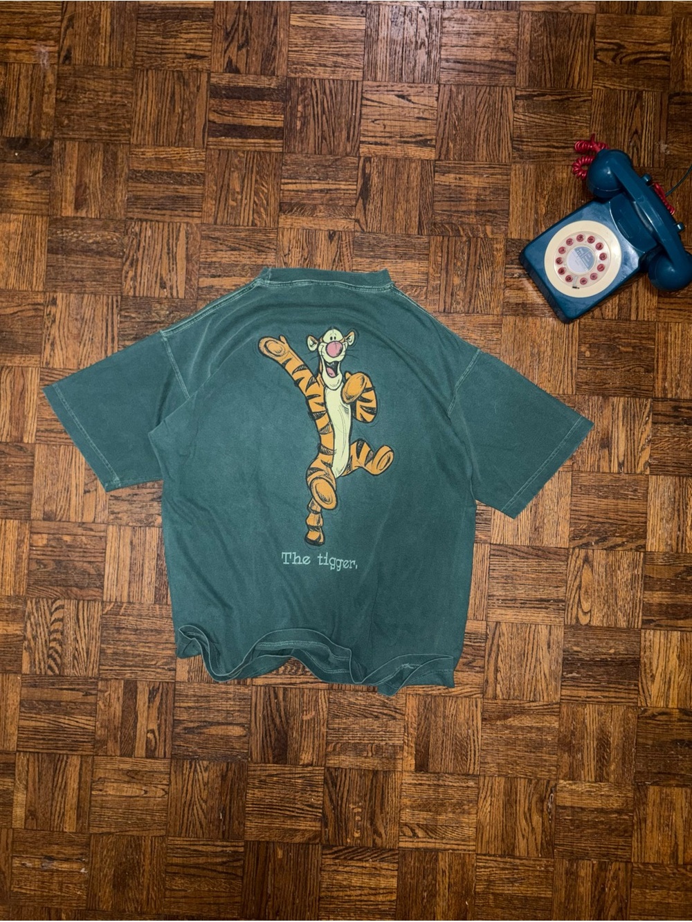 Vintage 90’s Mickey Inc Since 1828 The Bouncy Tigger Graphic Tee - Forest Green